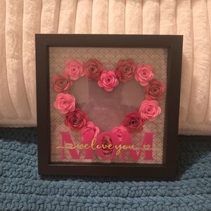 Heart-Shaped Floral Wall Art - Pink and Red